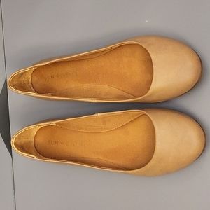 Sun + Stone beige flat slip ones- NWOT